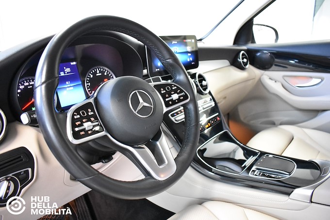 MERCEDES-BENZ GLC 200 d 4Matic Sport